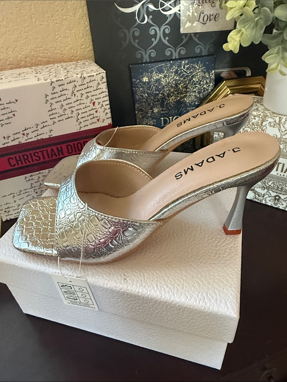 J. Adams Gold Croc Embossed Slide Mule Heels Size 7 NIB